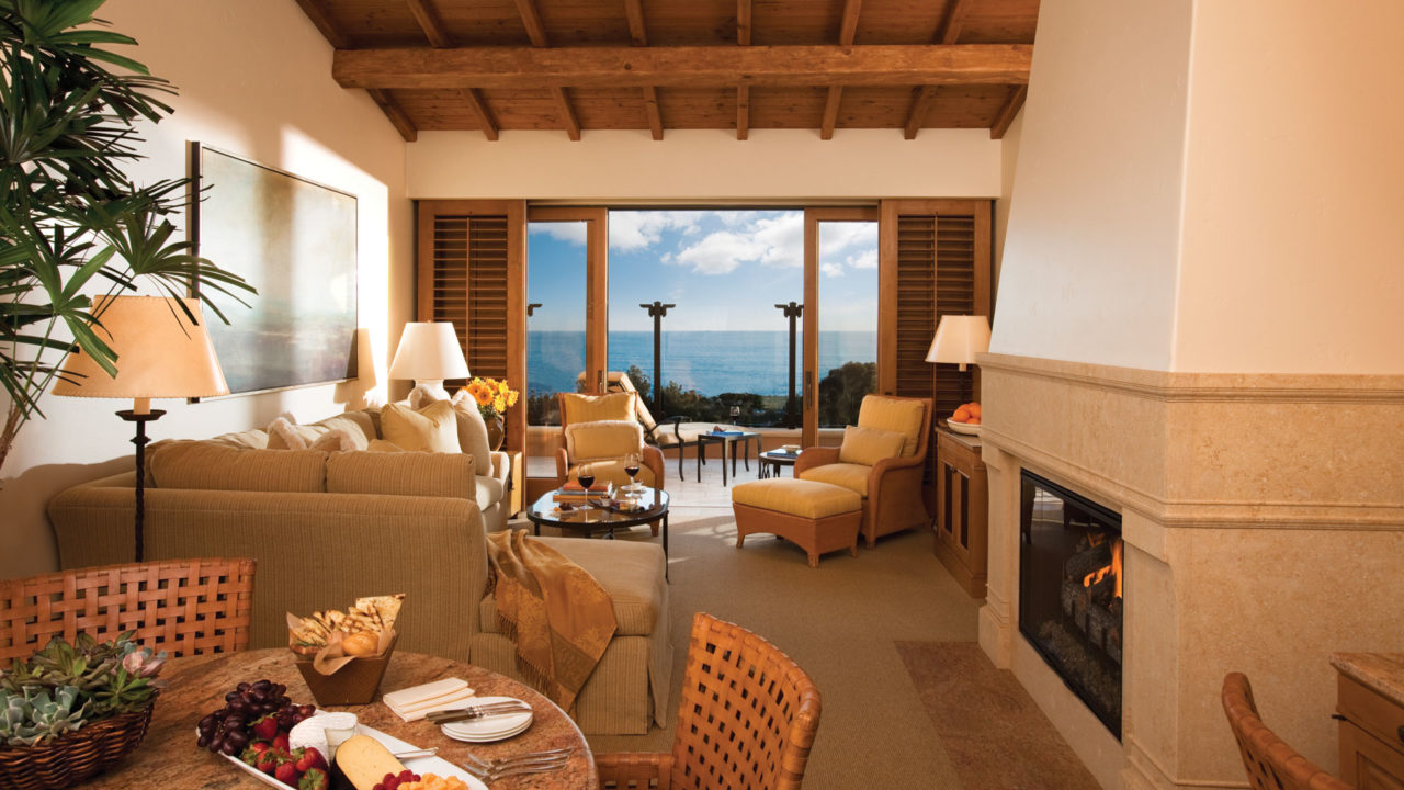Pelican clearance hill resort